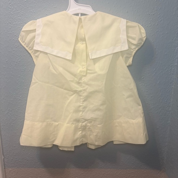 Vintage LITTLE DIANA Baby Girl Yellow dress embroidered pleated size 24M - Picture 3 of 7